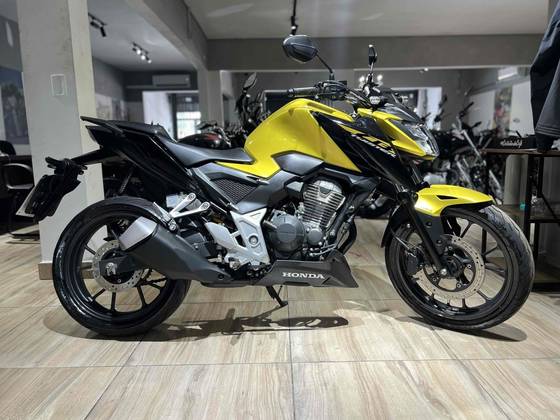 HONDA CB 300F TWISTER ABS HONDA CB 300F TWISTER ABS